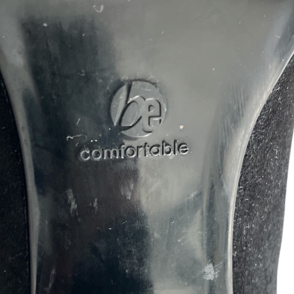 be comfortable Pumps Black Suede - Size 8M - Picture 9 of 10